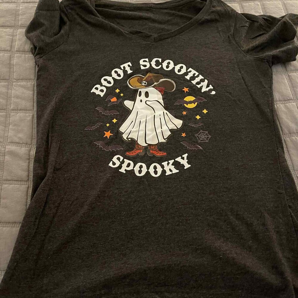 BUNDLE: Two Women's Halloween Shirts Size medium - Picture 3 of 3